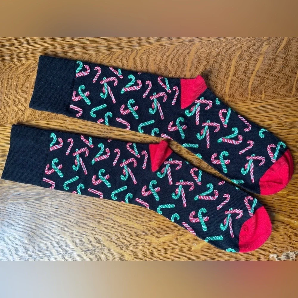 Two Pair Christmas Holiday Socks Gray Black Green Red Tall Socks Crew Socks NWOT